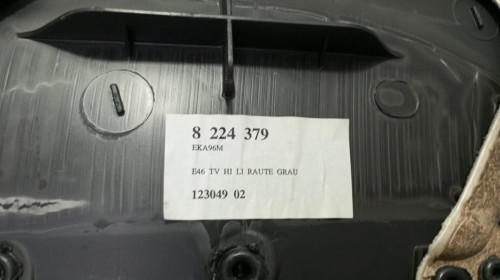 GUARNECIDO PUERTA TRASERA IZQUIERDA de segunda mano