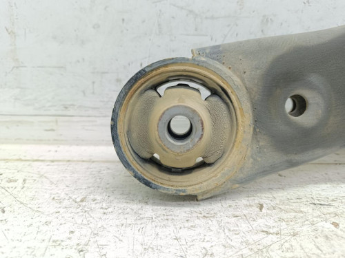 BRAZO SUSPENSION INFERIOR DELANTERO IZQUIERDO Kia SPORTAGE (QL) 
