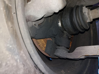 PINZA DE FRENO DELANTERA DERECHA