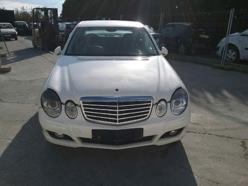  MERCEDES-BENZ CLASE E (BM 211) BERLINA 