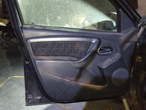 GUARNECIDO PUERTA DELANTERA IZQUIERDA DACIA DUSTER I 