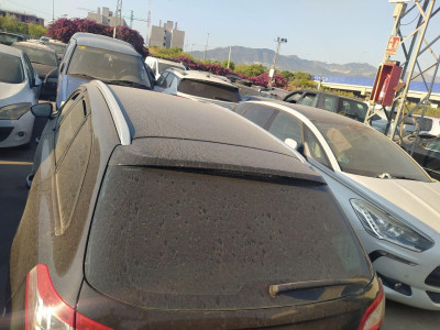 GUARNECIDO PORTON TRASERO