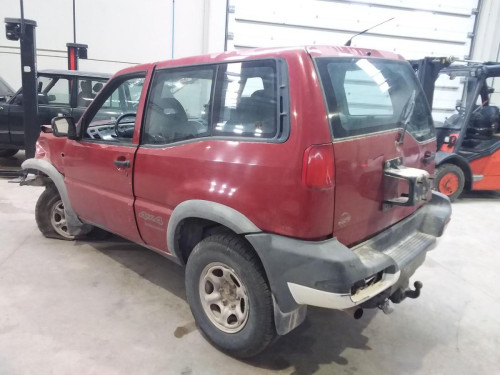 NISSAN TERRANO II (R20) — vehículo donante para recambios 