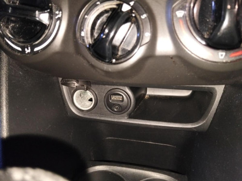 CENICERO PEUGEOT 208 