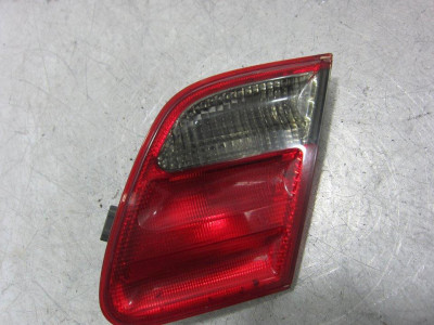 PILOTO TRASERO DERECHO INTERIOR, MERCEDES-BENZ, CLASE E (BM 210) BERLINA