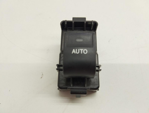  MANDO ELEVALUNAS DELANTERO DERECHO TOYOTA AURIS (E18) 