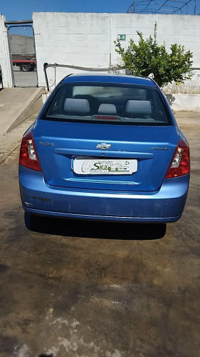 Chevrolet Nubira Berlina (2005->) SE — vehículo donante para recambios 