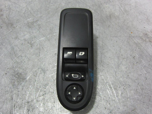 MANDO ELEVALUNAS DELANTERO IZQUIERDO Citroen C3 