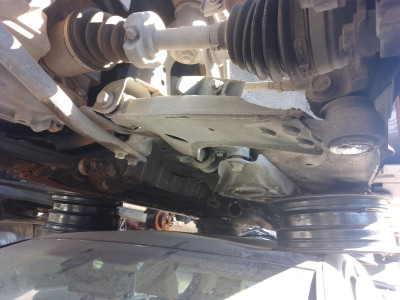 BRAZO SUSPENSION INFERIOR DELANTERO IZQUIERDO