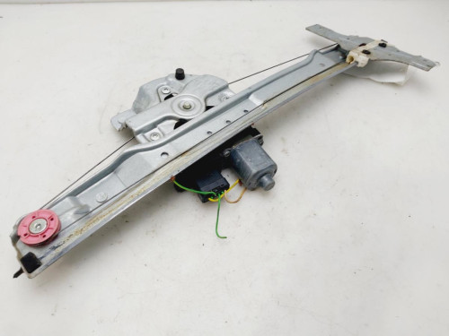 ELEVALUNAS DELANTERO IZQUIERDO Peugeot 208 