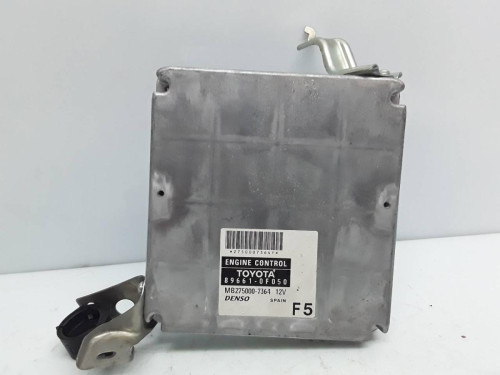 CENTRALITA MOTOR UCE TOYOTA COROLLA VERSO (R1) 