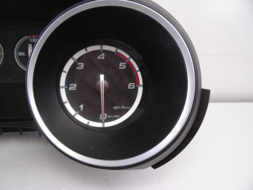  CUADRO INSTRUMENTOS ALFA ROMEO GIULIETTA (191) 