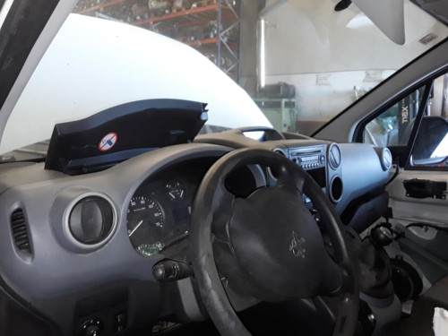 PEUGEOT PARTNER TEPEE — автомобиль-донор на запчасти 