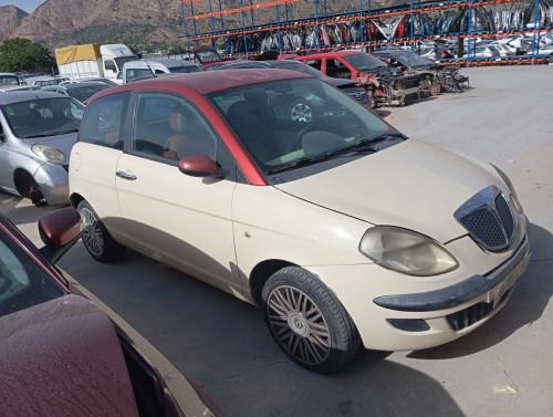  LANCIA YPSILON (101) 