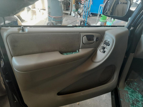  CHRYSLER VOYAGER (RG) 
