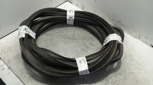 JUEGO DE PUERTAS used