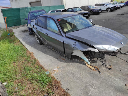BMW SERIE 3 BERLINA (E90) — vehículo donante para recambios 