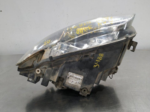 FARO IZQUIERDO AUDI A4 BERLINA (8E) 