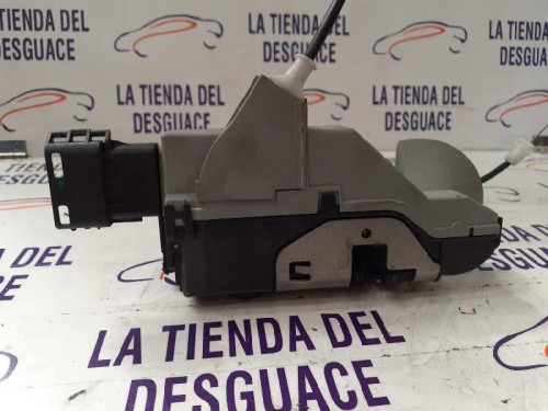  CERRADURA PUERTA DELANTERA DERECHA 