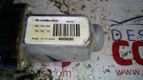 ELEVALUNAS TRASERO DERECHO NISSAN PRIMERA BERLINA (P12) 