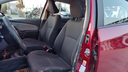 TOYOTA YARIS (KSP1/NLP1/NSP1) — vehículo donante para recambios 