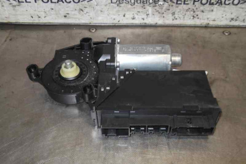MOTOR ELEVALUNAS DELANTERO DERECHO VOLKSWAGEN TOUAREG (7LA) 