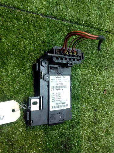  CAJA RELES / FUSIBLES Seat IBIZA ST (6J8) 
