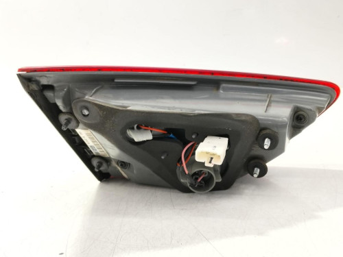  PILOTO TRASERO CENTRAL HYUNDAI I30 (GD) 
