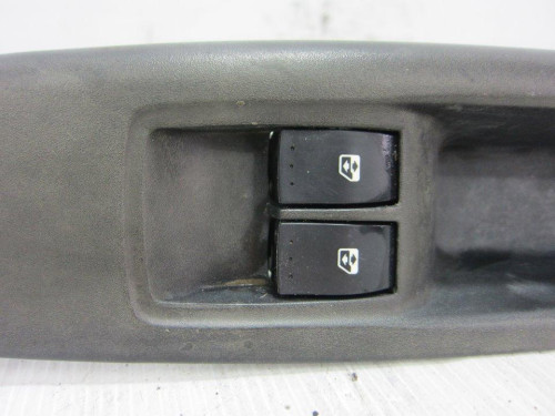  MANDO ELEVALUNAS DELANTERO IZQUIERDO Renault CLIO II FASE I (B/CB0) 