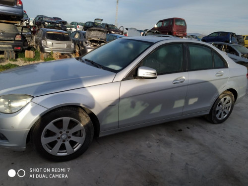  MERCEDES-BENZ CLASE C (BM 204) BERLINA 