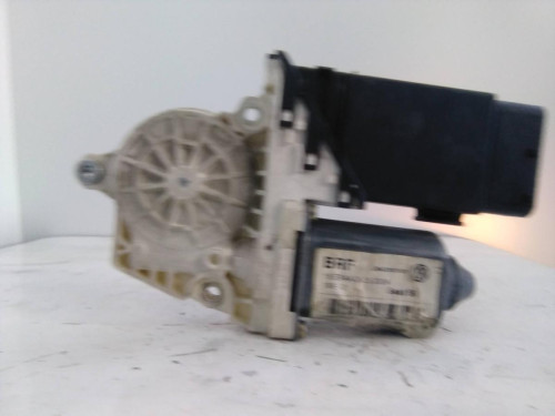 MOTOR ELEVALUNAS DELANTERO IZQUIERDO Seat LEON (1M1) 