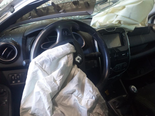 RENAULT CLIO IV — Donor Vehicle for Used Parts 