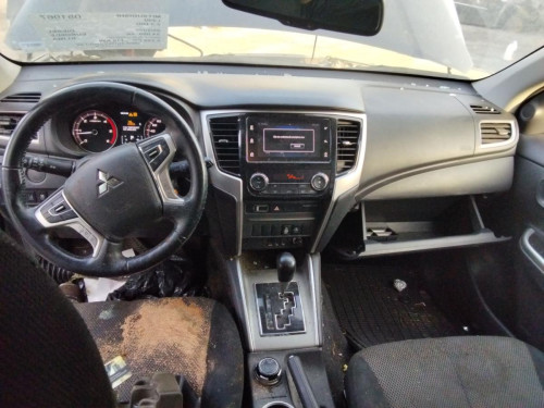  MITSUBISHI L200 (KL0/KJ0) 