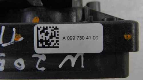  MERCEDES-BENZ CLASE C (BM 205) BERLINA 