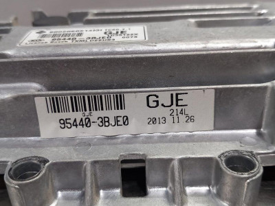 CENTRALITA MOTOR UCE, KIA, SORENTO R (XM)