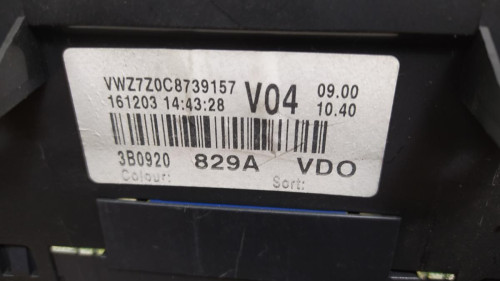 CUADRO INSTRUMENTOS Volkswagen PASSAT BERLINA (3B3) 