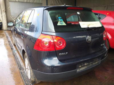 VOLKSWAGEN GOLF V (1K1)(10.2003)