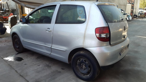  VOLKSWAGEN FOX (5Z1)(04.2005) 