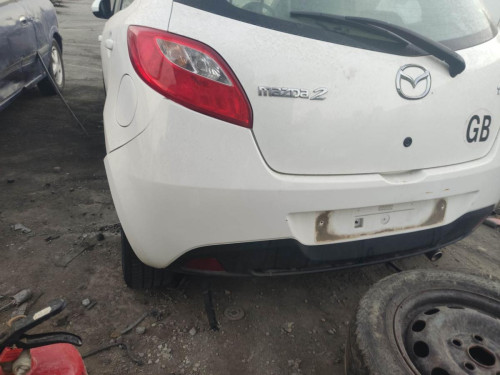 PARAGOLPES TRASERO MAZDA 2 BERLINA (DE) 