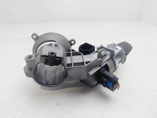 CONMUTADOR DE ARRANQUE Opel CORSA D 