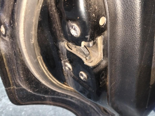 CERRADURA PUERTA TRASERA IZQUIERDA Ford FIESTA (CBK) 