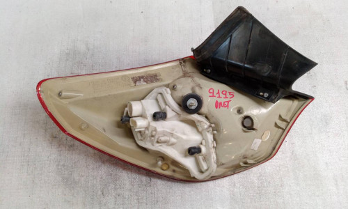 PILOTO TRASERO DERECHO Opel ASTRA J BERLINA 5P 