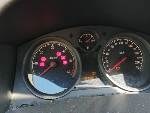 OPEL ASTRA H BERLINA — автомобиль-донор на запчасти 