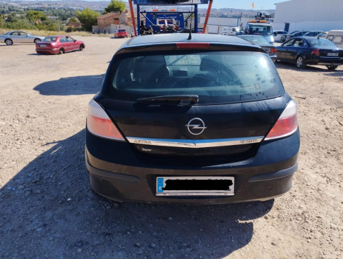 OPEL ASTRA H BERLINA — автомобиль-донор на запчасти 