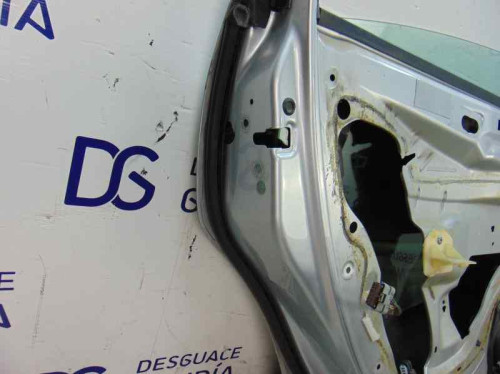 PUERTA TRASERA IZQUIERDA used