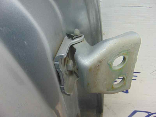 PUERTA TRASERA IZQUIERDA used