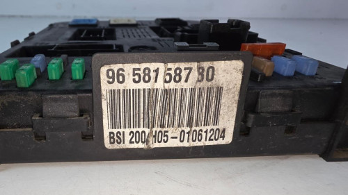  CAJA RELES / FUSIBLES CITROEN C5 BERLINA 