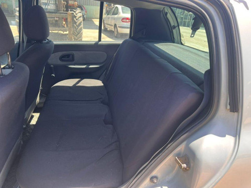 RENAULT CLIO II FASE II (B/CB0) — vehículo donante para recambios 