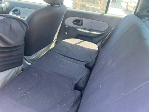 RENAULT CLIO II FASE II (B/CB0) — vehículo donante para recambios 