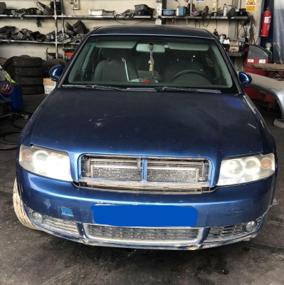 AUDI A4 AVANT (8E)